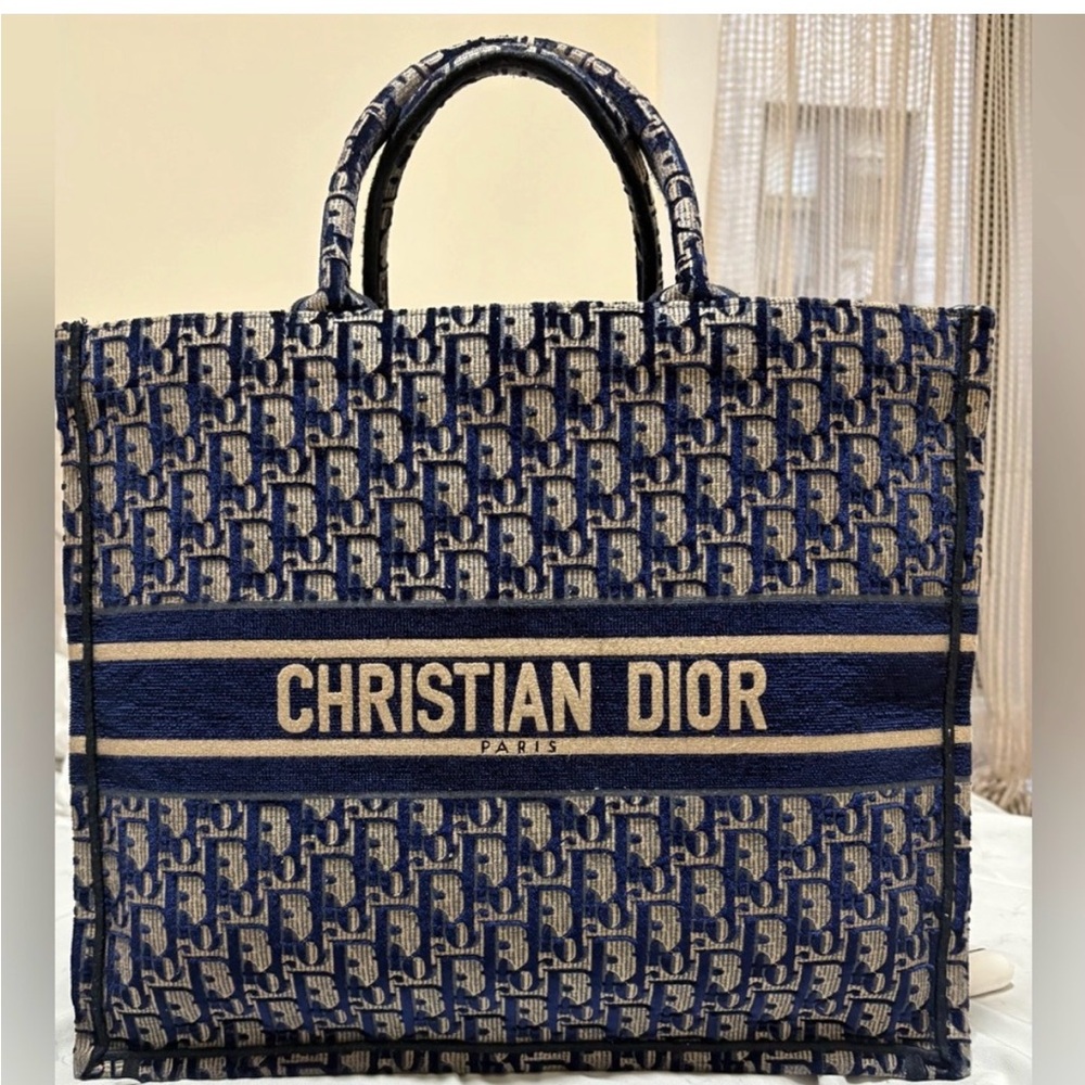 Dior Book tote Large